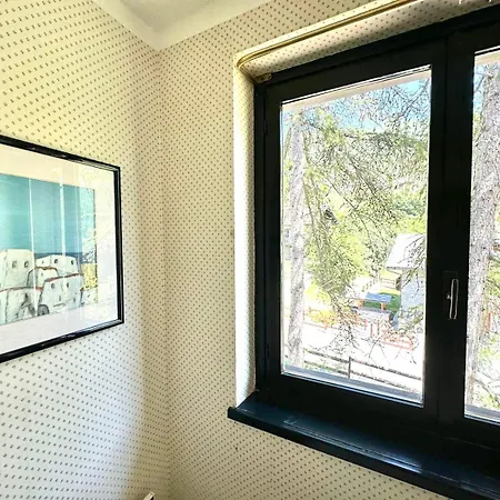 Comecasa 2 Bedrooms * 라 마그들레느