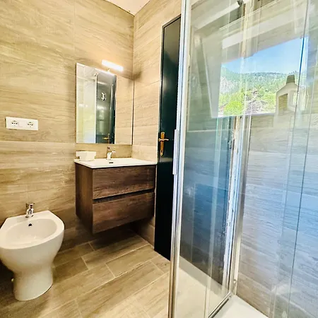 Comecasa 2 Bedrooms 아파트